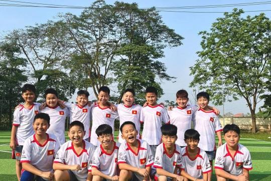 TRƯỜNG TIỂU HỌC BẠCH HẠC KHAI MẠC GIẢI BÓNG ĐÁ MINI CẤP TRƯỜNG LẦN THỨ IV